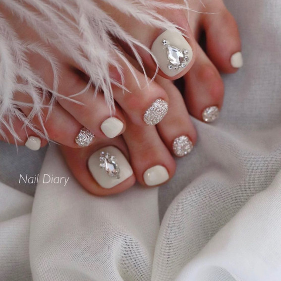 40 Eye-Catching Toe Nail Art Designs : Rhinestone White Toe Nails
