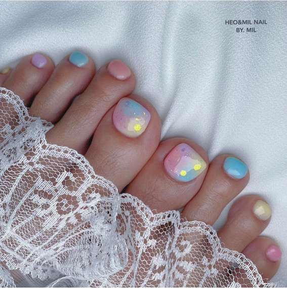40 Eye-Catching Toe Nail Art Designs : Unicorn Colour Ombre Toe Nails