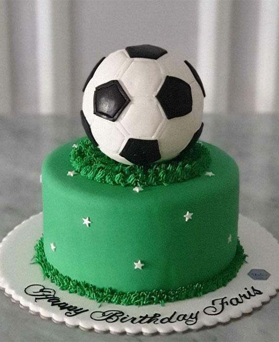 45 Awesome Football Birthday Cake Ideas : Tiny Stars on Green Cake