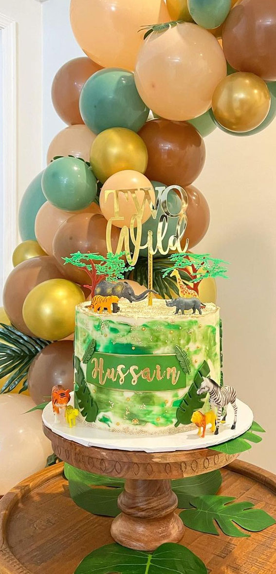 31 Two Wild Birthday Cake Ideas : Safari Theme Cake