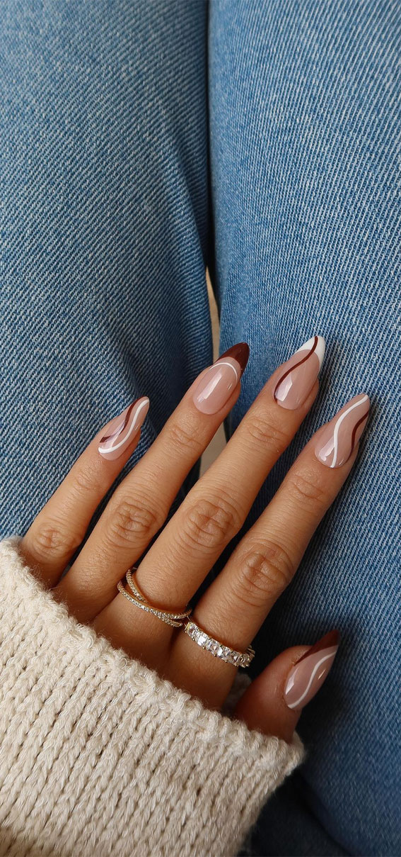 32 Prettiest Autumn 2022 Nail Trends to Try Now : Chocolate Swirl + French Tips
