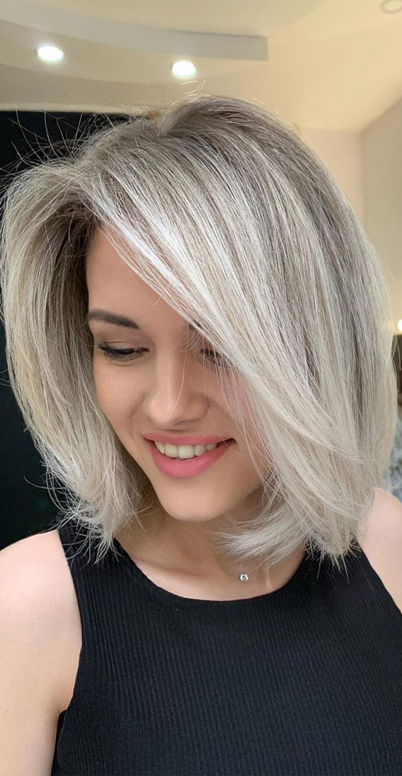 50 Hair Colours Ideas That Are Trending Now : Smokey Blonde Lob Haircut