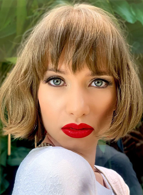 50 Different Haircuts for Women : French Bob + Red Lips