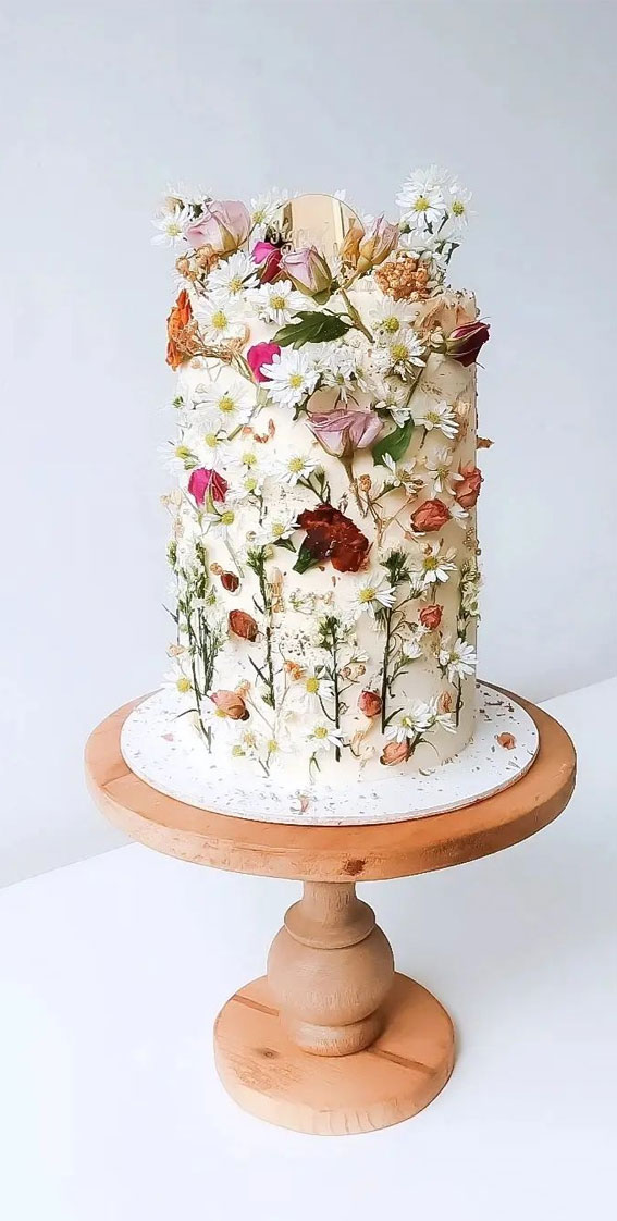 70 Cake Ideas for Birthday & Any Celebration : Pressed Garden Flower Cake