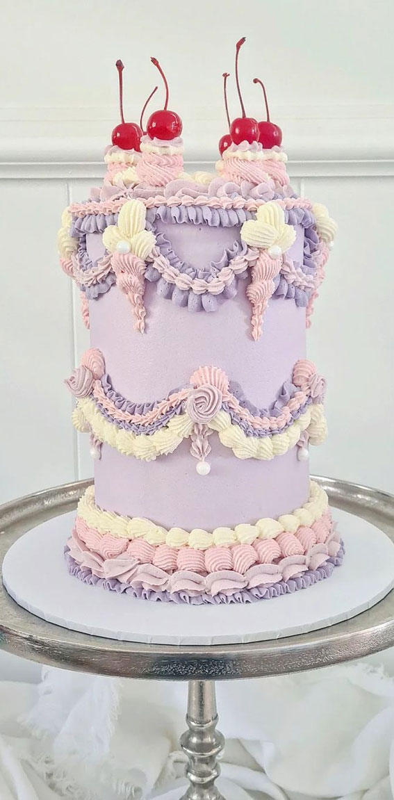 50 Vintage Inspired Lambeth Cakes That’re So Trendy : Lavender and Pink Cake