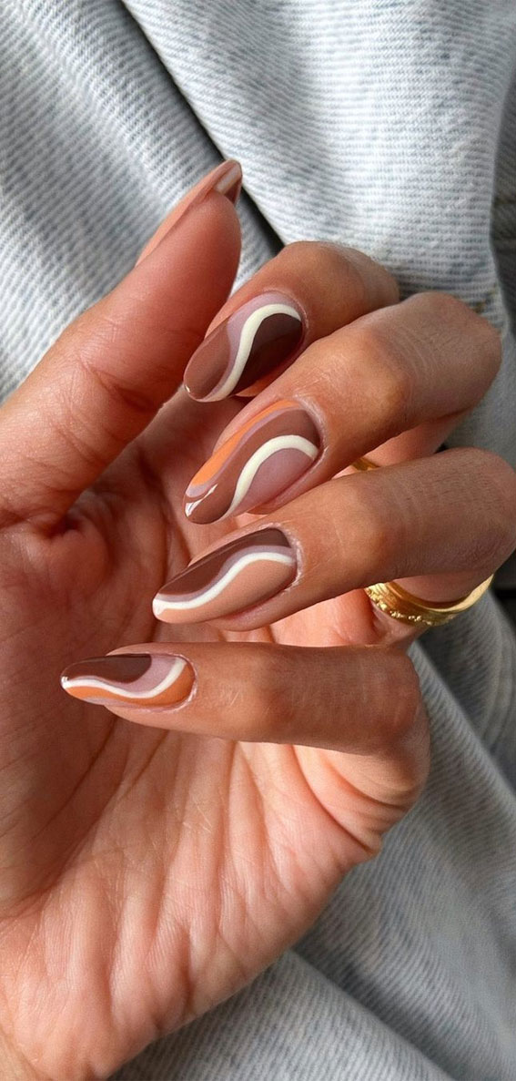 50 Trending Autumn Nail Colours & Designs : Earthy Wave Almond Nails