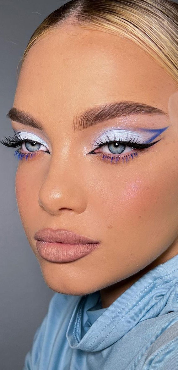 58 Stunning Makeup Ideas For Every Occasion : Light Blue and Indigo Colour  Palette