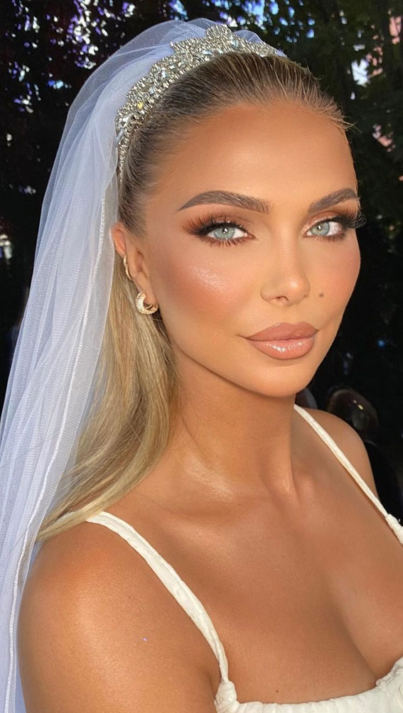58 Stunning Makeup Ideas For Every Occasion : Soft Glam for Blonde Bride