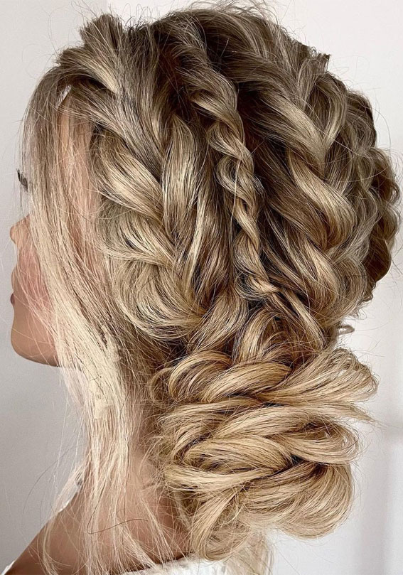 40 Ultimate Wedding Guest Hairstyles for 2023 - Hair Adviser
