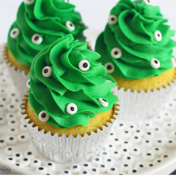 40+ Halloween Cupcake Ideas : Green Buttercream Cupcakes