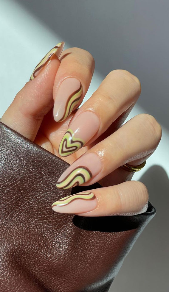 50 Gorgeous Fall Nails That’re Perfect For Thanksgiving : Brown Groovy Nails