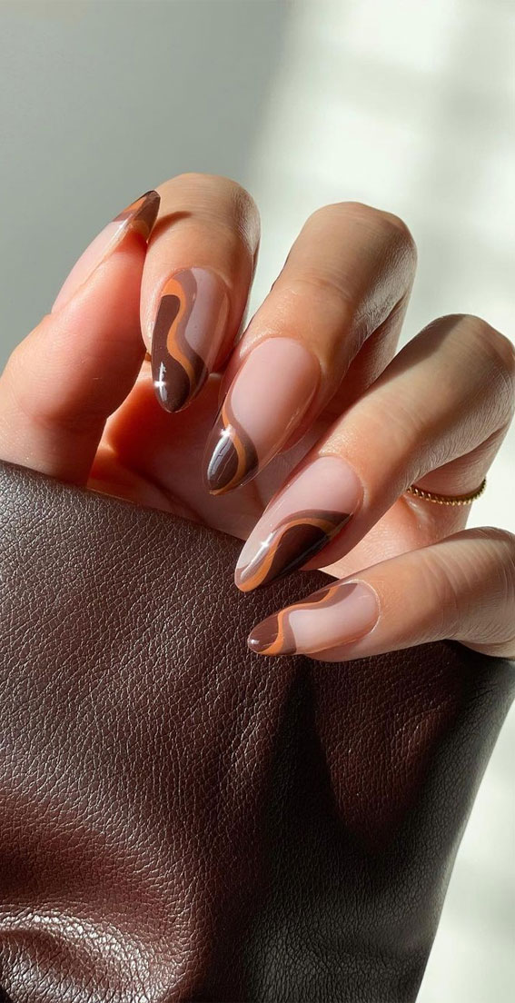 thanksgiving nails, thanksgiving nail ideas, fall nails 2022, autumn nails, fall nail ideas 2022, fall nail designs 2022, fall nails designs, plaid nails, fall french tip nails, fall nails acrylic, brown nails, brown gradient nails, fall flower nails