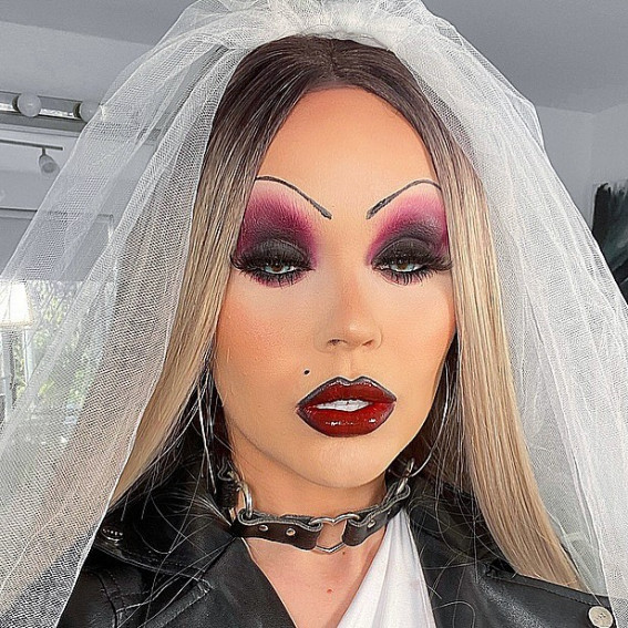 40+ Spooky Halloween Makeup Ideas : Chucky’s bride