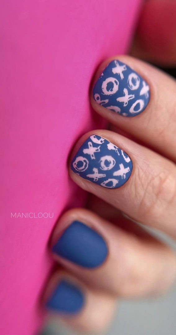 70 Stylish Nail Art Ideas To Try Now : XOXO Blue and Pink Nails