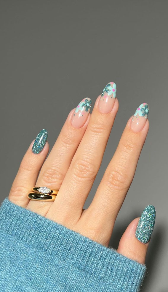 70 Stylish Nail Art Ideas To Try Now : Shimmery Green Nails