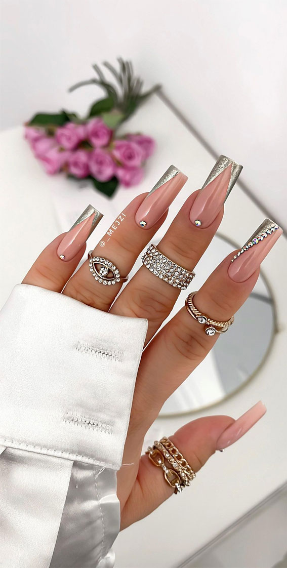 50 Gorgeous Fall Nails That’re Perfect For Thanksgiving : Glitter French Tip Long Nails