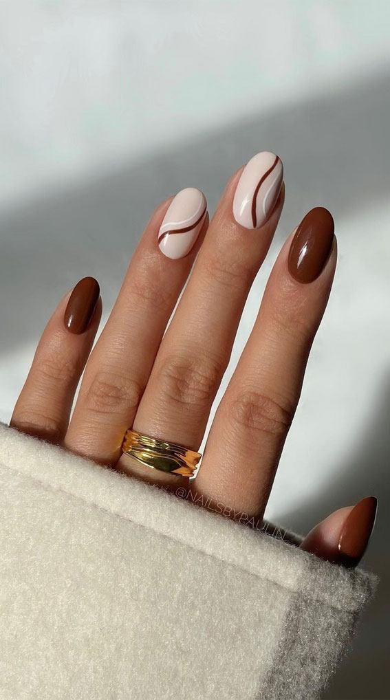 50 Gorgeous Fall Nails That’re Perfect For Thanksgiving : White Nails with Brown Accents