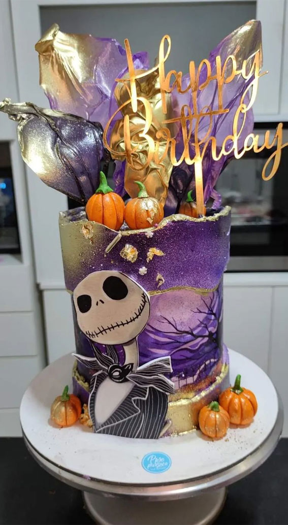 100+ Cute Halloween Cake Ideas : Purple Cake Halloween Vibes