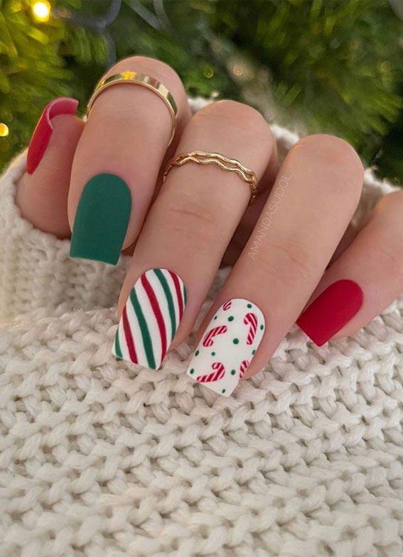 50+ Fab Christmas Nail Designs & Ideas : Green and Red + Candy Cane Nails