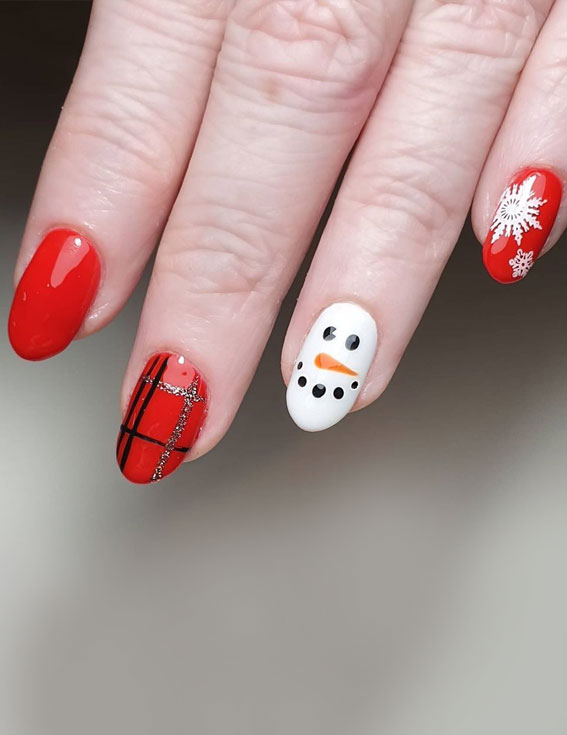 50+ Fab Christmas Nail Designs & Ideas : Red Plaid + Snowman + Snowflake