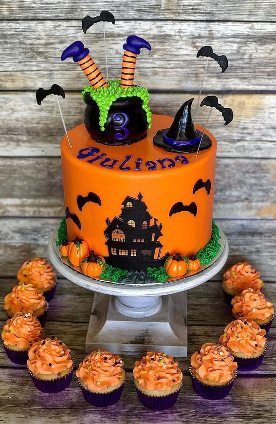 100+ Cute Halloween Cake Ideas : Orange Cake + Cupcakes