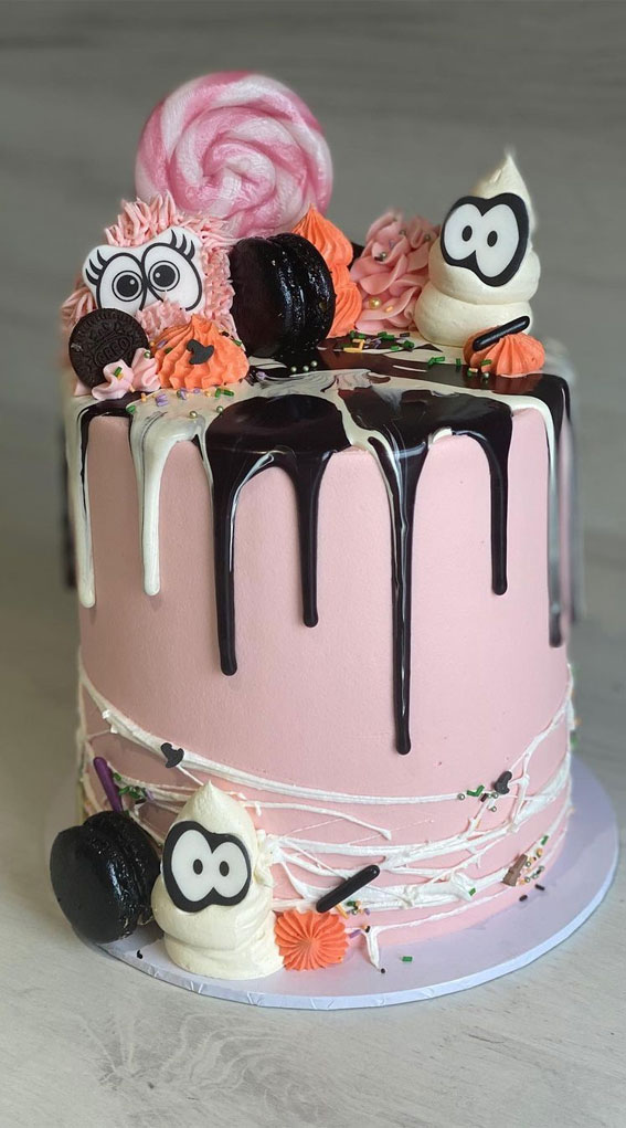 100+ Cute Halloween Cake Ideas : Pink Cake + Cobweb