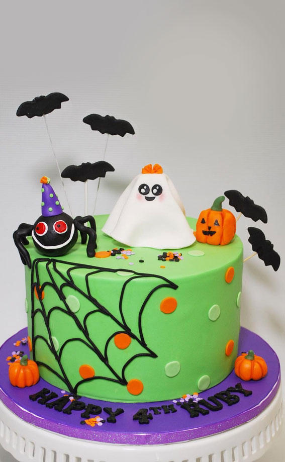 100+ Cute Halloween Cake Ideas : Green Cake + Cobweb + Ghost