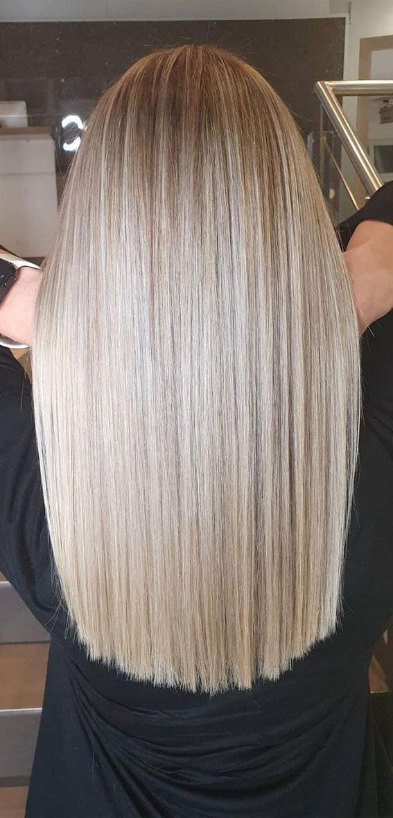 30 Metallic Hair Color Ideas : Gold Silver Straight Hair