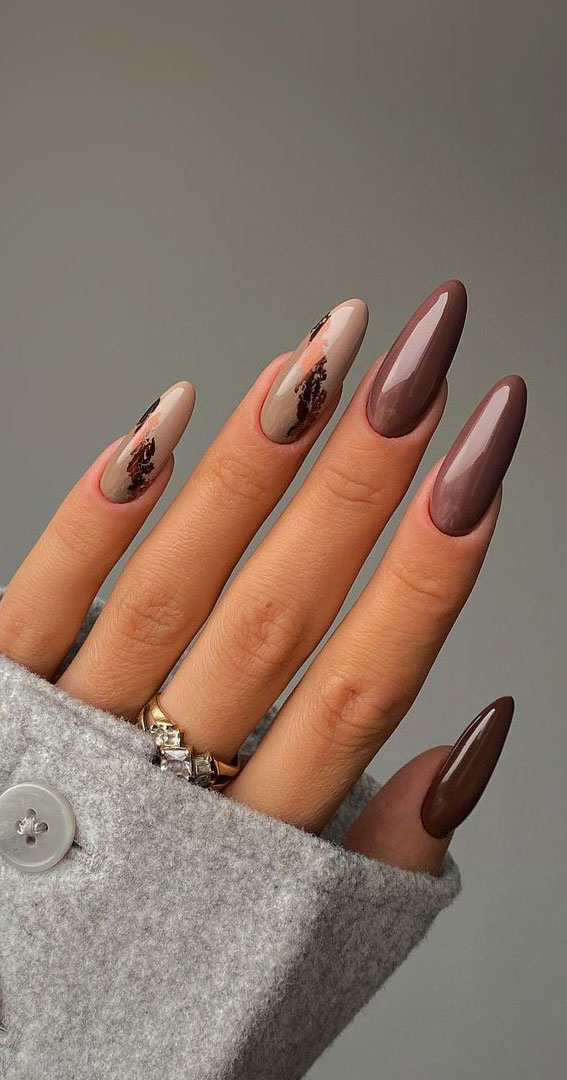 30 Gorgeous November Nail Ideas : Chocolate & Nude Nails with Gold Foil