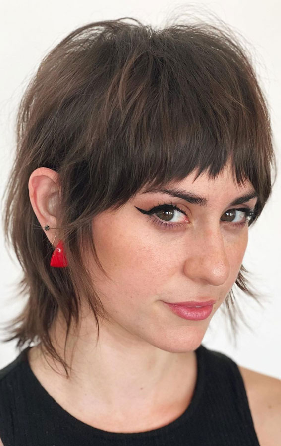 50 Best Short Hair with Bangs : Razor Cut Face Frame with Bangs