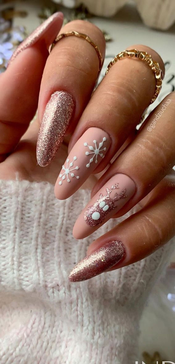 50+ Fab Christmas Nail Designs & Ideas : Rose Gold Reindeer Nude Nails