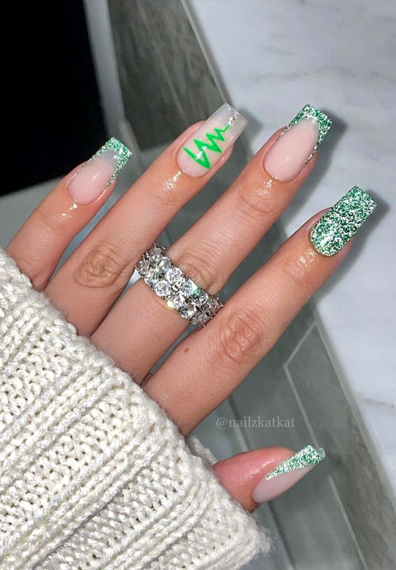 50 Best Holiday Nail Art Ideas & Designs : Green Sparkly Nails with Simple Christmas Tree