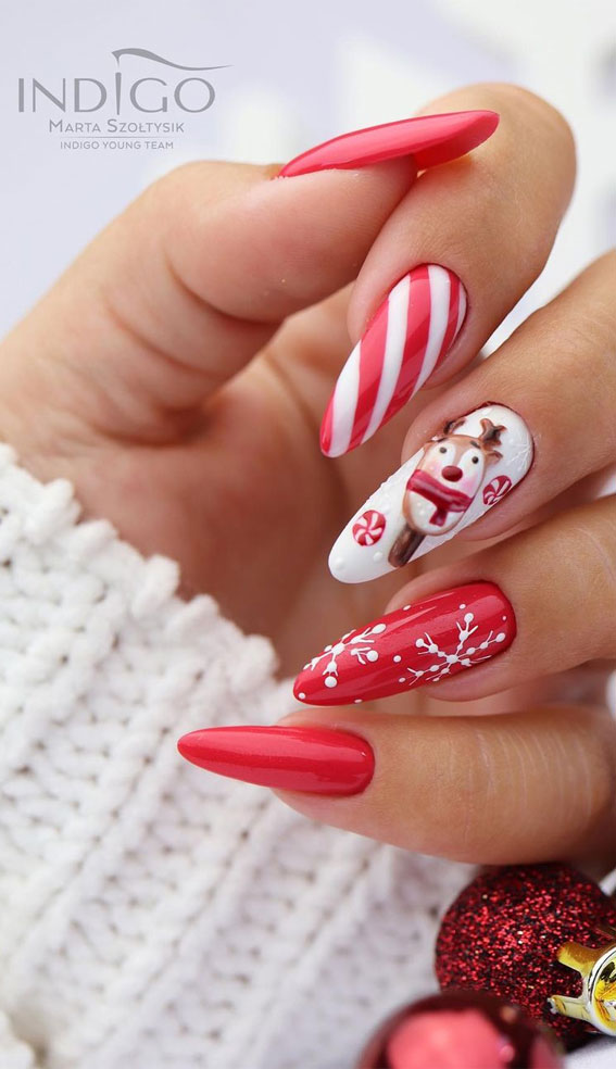 50+ Stylish Festive Nail Designs : Candy Cane, Reindeer & Snowflake Nails