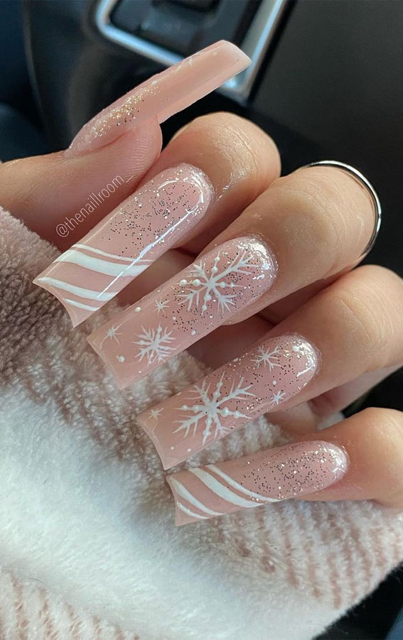 50 Best Holiday Nail Art Ideas & Designs : Subtle Candy Cane ...