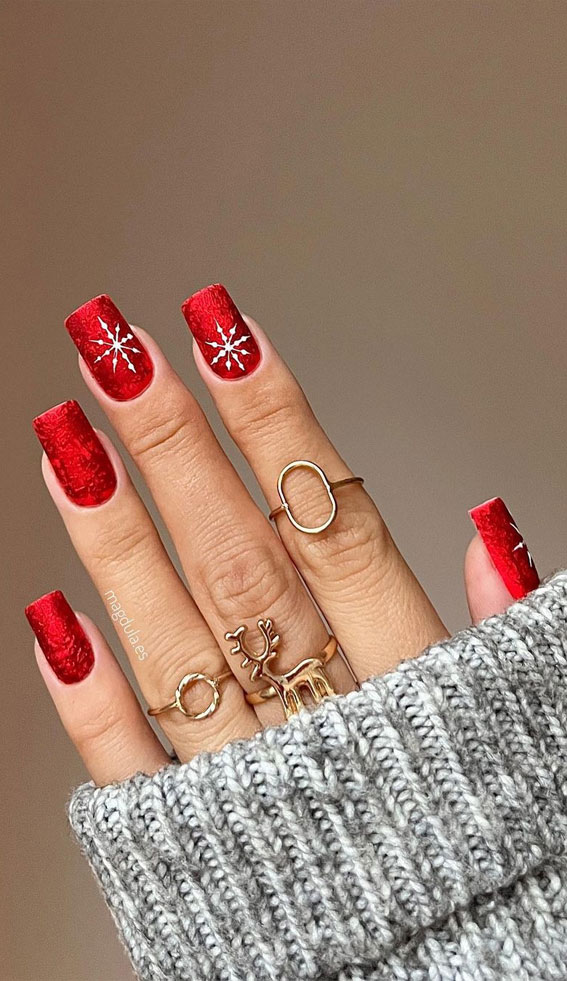 50+ Stylish Festive Nail Designs : Red Square Nails with Snowflake