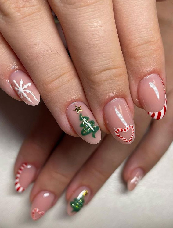 50+ Stylish Festive Nail Designs : Christmas Tree + Candy Cane Heart Nails