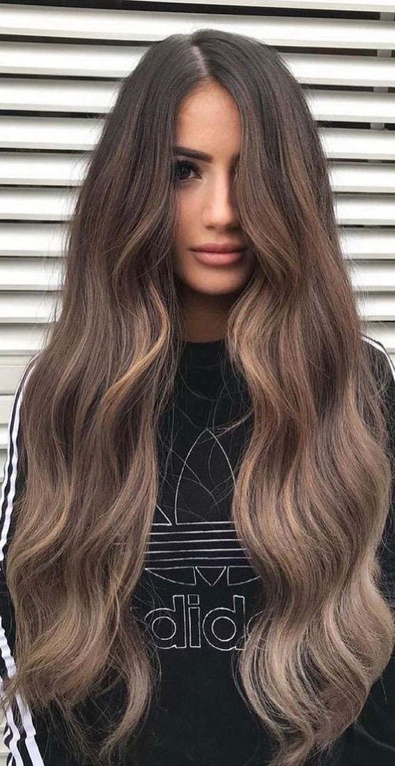 50+ Trendy Hair Colour For Every Women : Chocolate Brown Balayage