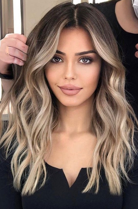 50+ Trendy Hair Colour For Every Women : Chocolate Brown Blonde Balayage