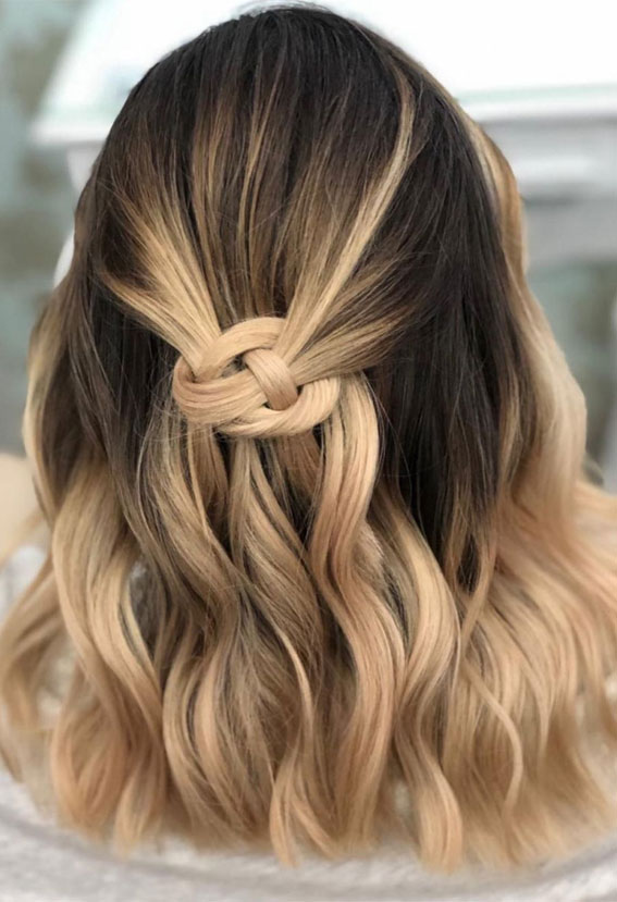 CUTE AND EASY HAIRSTYLE FOR SCHOOL ❤️ This is a favorite of mine! I love  how simple this one is to do and how pretty it looks when it's… | Instagram