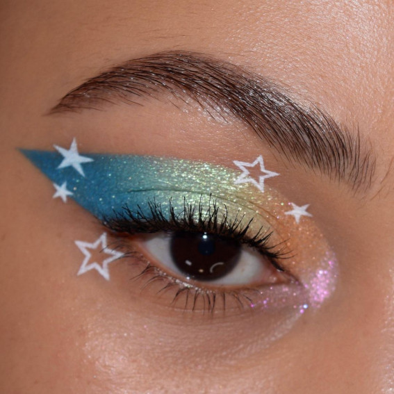 20+ Christmas & Holidays Makeup Ideas : Gradient Blue + Stars