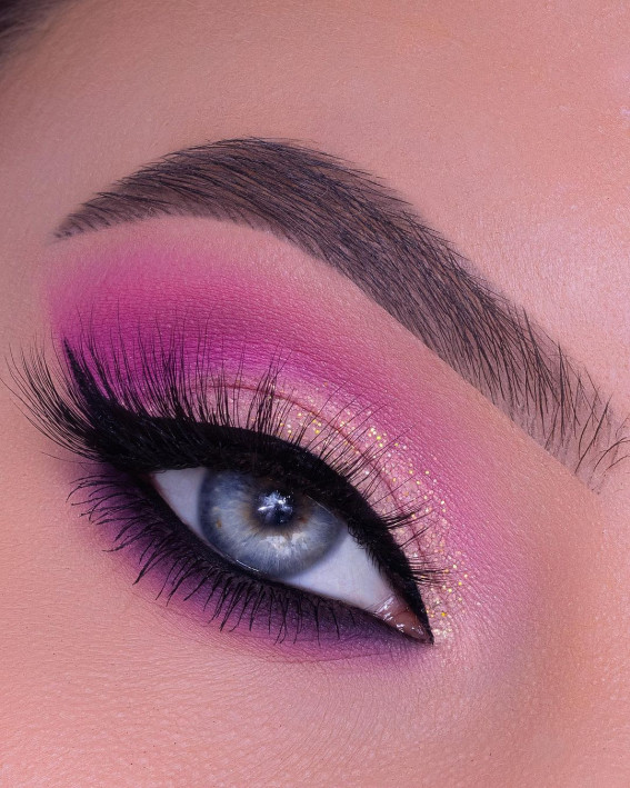 20+ Christmas & Holidays Makeup Ideas : Pink Eyeshadow Look