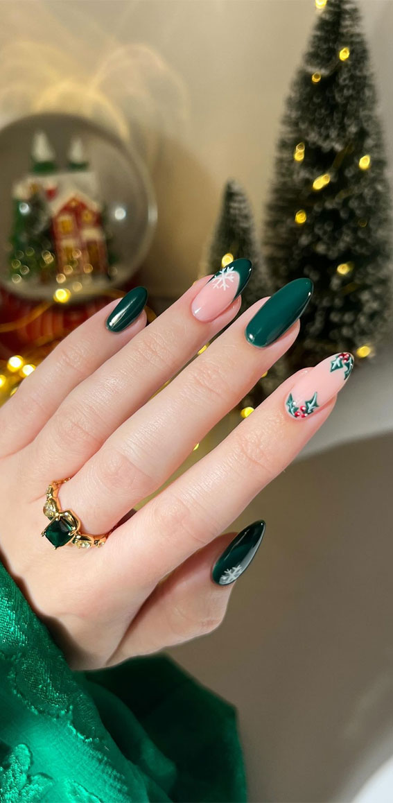 45 Beautiful Festive Nails To Merry The Season : Holly & Green French Tip Nails
