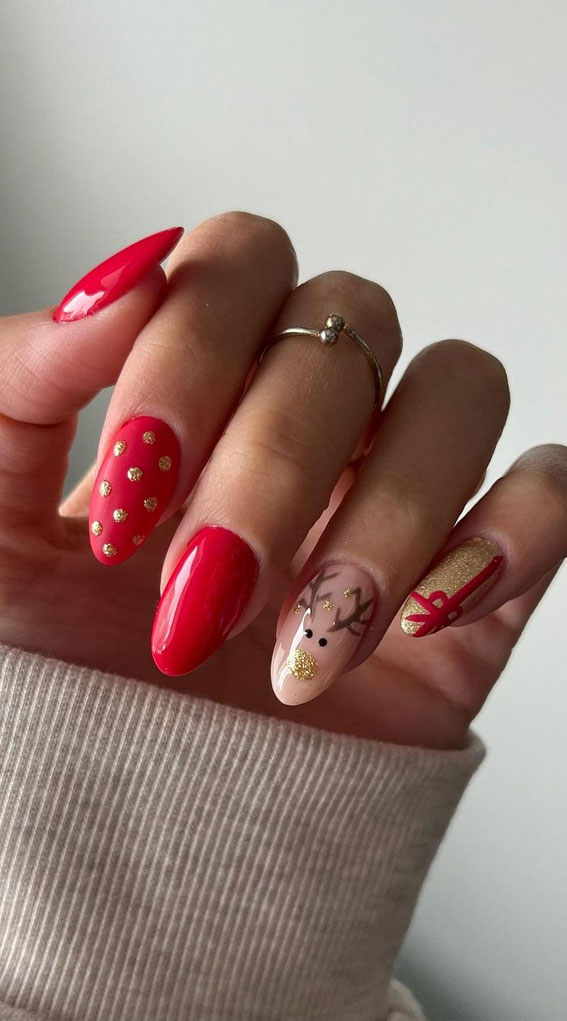 50+ Christmas & Holiday Nails For A Festive Look : Rudolph + Gold Dot Red Nails