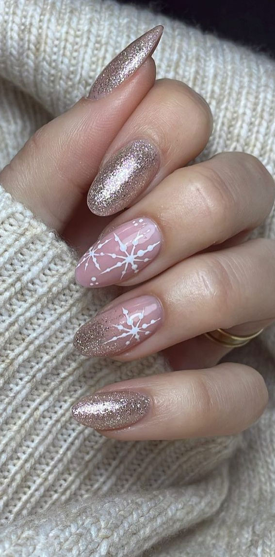 shimmery nails, nye nails, new year eve nails, glitter nails