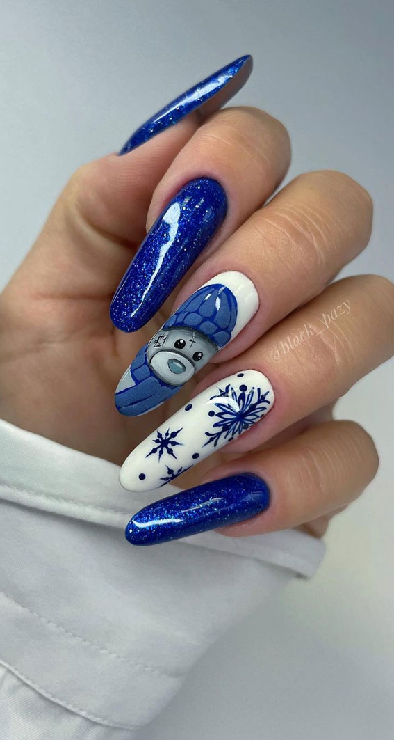 50+ Christmas & Holiday Nails For A Festive Look : Cobalt Blue Christmas Nails