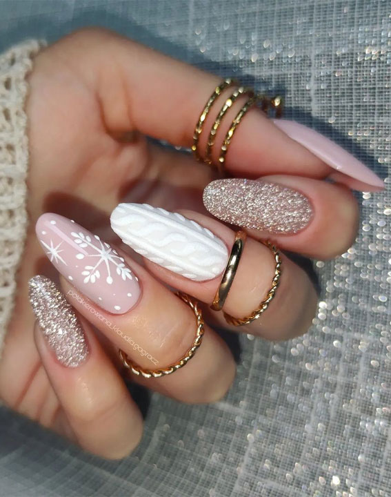 50+ Christmas & Holiday Nails For A Festive Look : White Sweater & Matte Pink Nails