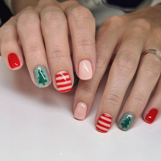 50+ Christmas & Holiday Nails For A Festive Look : Red Strip + Christmas Tree Nails