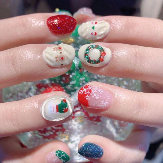 50+ Christmas & Holiday Nails For A Festive Look : Christmas Kawaii Nails