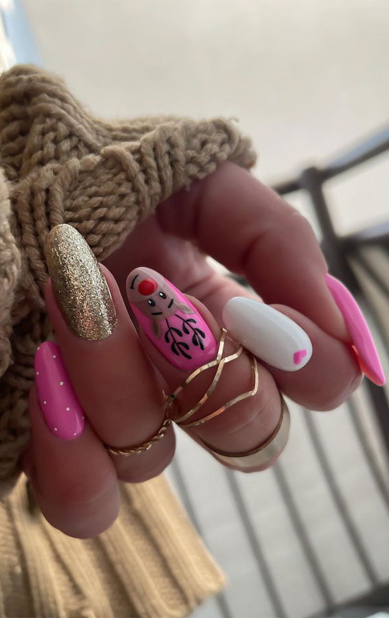 50+ Christmas & Holiday Nails For A Festive Look : Glitter & Reindeer Pink Nails