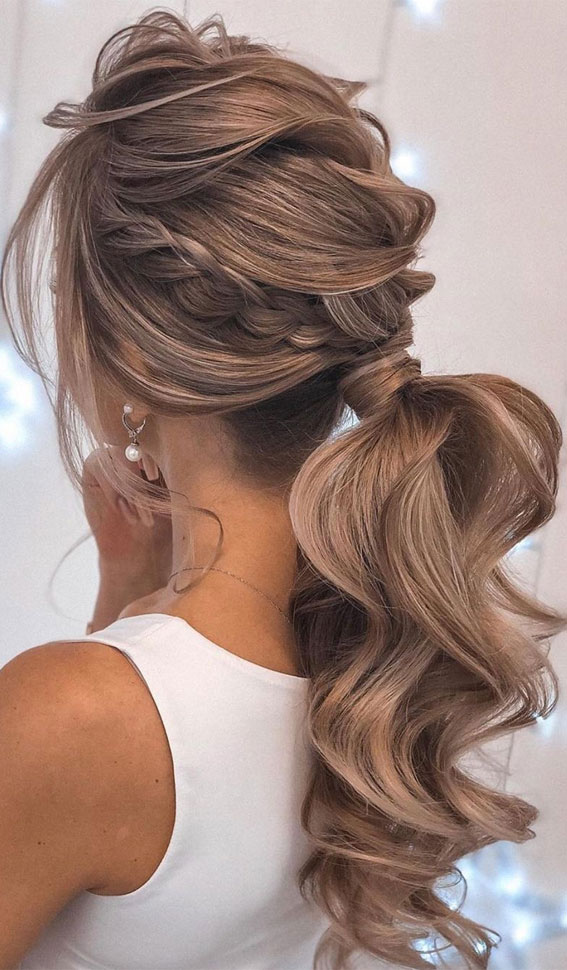 30 Easy Wedding Guest Hairstyles For Every Dress Code